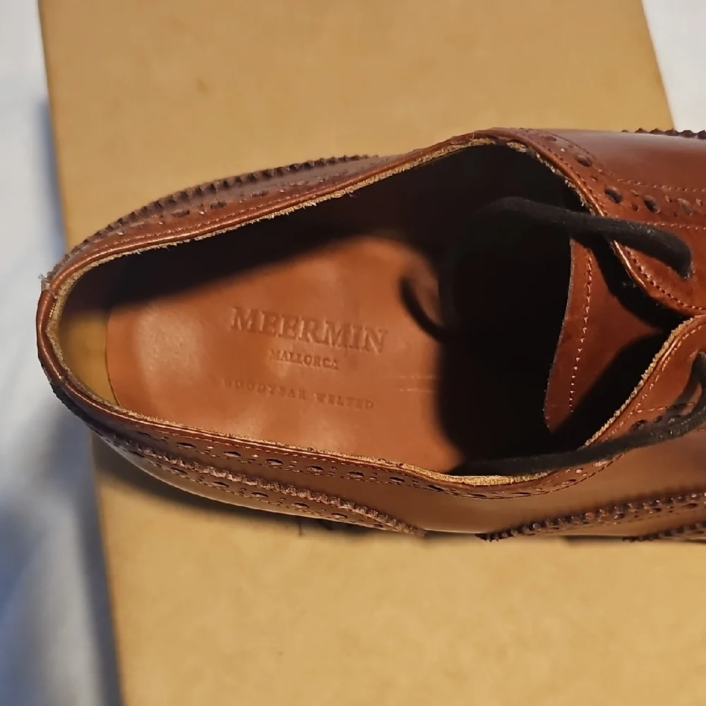 Classic Men's Brown Wingtip Oxford Dress Shoes